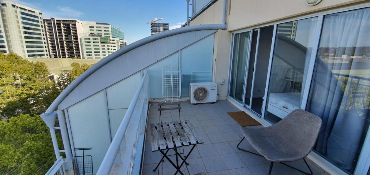Dana-Cozy Private Room In Shared Central Apt-Rm 2 Camberra Exterior foto